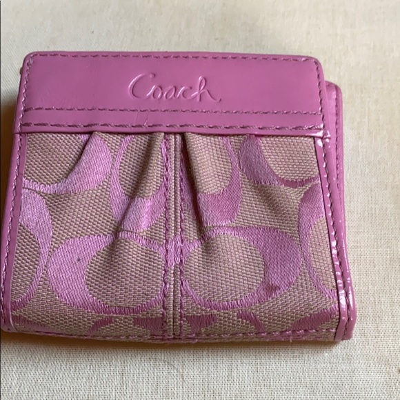 Coach wallet